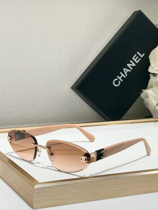 Picture of Chanel Sunglasses _SKUfw80881347fw